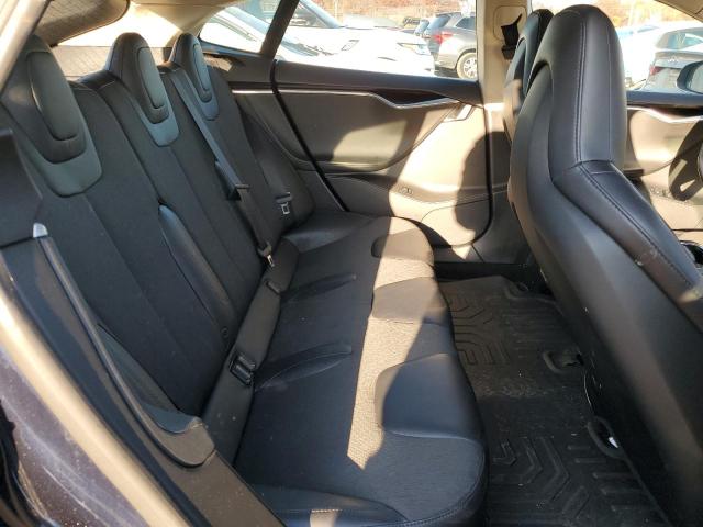 5YJSA1S15EFP49354 - 2014 TESLA MODEL S ლურჯი ფოტო 10