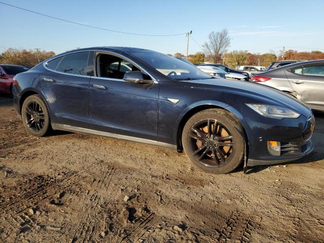 5YJSA1S15EFP49354 - 2014 TESLA MODEL S ლურჯი ფოტო 4