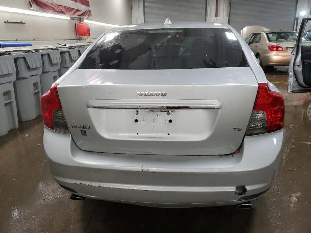 YV1MS672482380606 - 2008 VOLVO S40 T5 SILVER photo 6