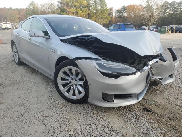 5YJSA1E18HF177115 - 2017 TESLA MODEL S Արծաթագույն լուսանկար 4