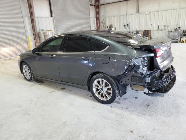 3FA6P0HD1LR168009 - 2020 FORD FUSION SE GRAY photo 2