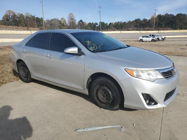 4T4BF1FK3DR313338 - 2013 TOYOTA CAMRY L SILVER photo 4