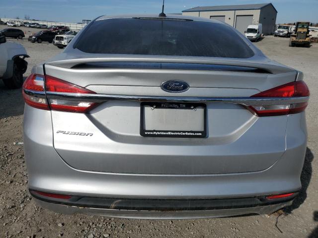 3FA6P0G70JR106979 - 2018 FORD FUSION S GRAY photo 6