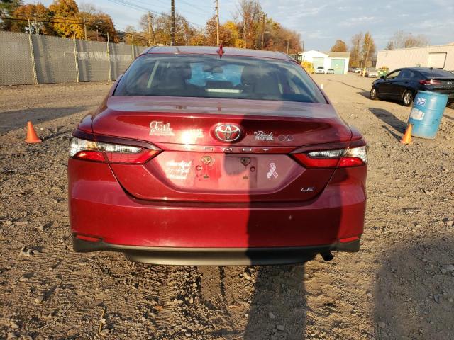 4T1C11AK0MU433019 - 2021 TOYOTA CAMRY LE RED photo 6