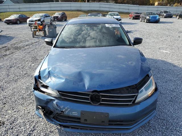 3VW2K7AJ7FM303766 - 2015 VOLKSWAGEN JETTA BASE BLUE photo 5