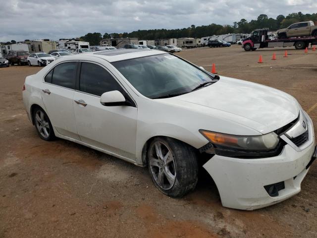 JH4CU2F69AC031450 - 2010 ACURA TSX WHITE photo 4