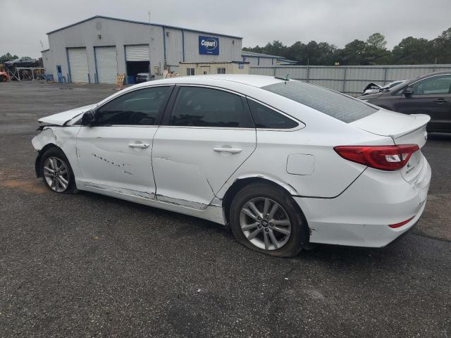 5NPE24AF5GH359870 - 2016 HYUNDAI SONATA SE WHITE photo 2