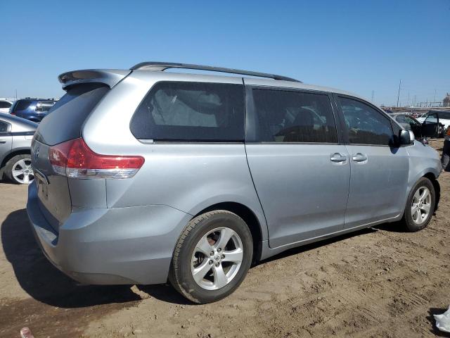 5TDKK3DC0BS142275 - 2011 TOYOTA SIENNA LE SILVER photo 3