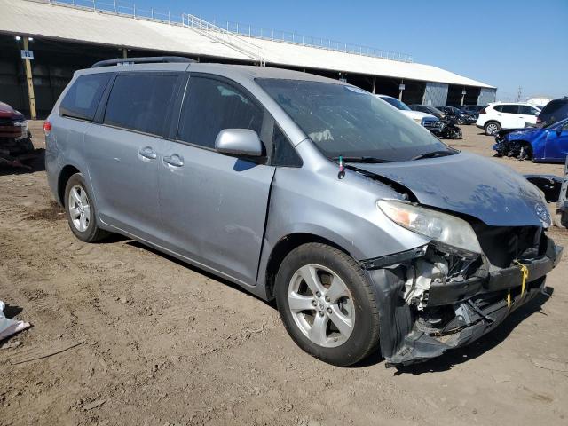 5TDKK3DC0BS142275 - 2011 TOYOTA SIENNA LE SILVER photo 4