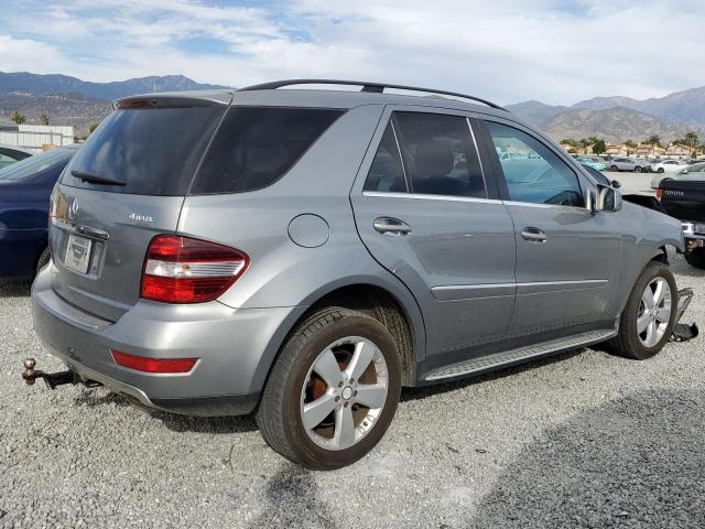4JGBB8GB9BA719278 - 2011 MERCEDES-BENZ ML 350 4MATIC CHARCOAL photo 3