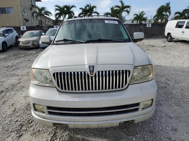 5LMFU27546LJ19486 - 2006 LINCOLN NAVIGATOR თეთრი ფოტო 5