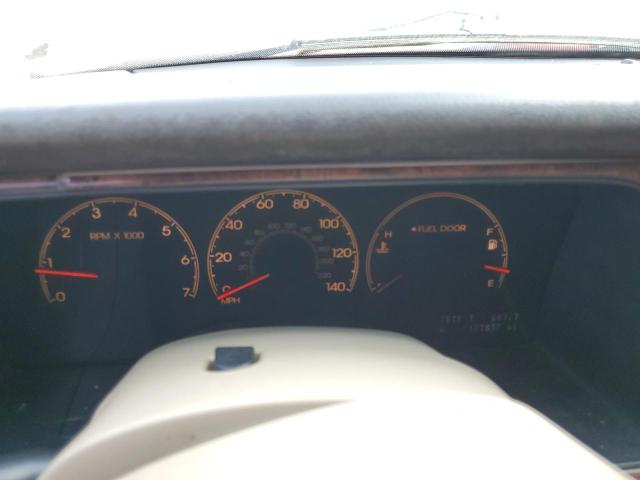 5LMFU27546LJ19486 - 2006 LINCOLN NAVIGATOR თეთრი ფოტო 9