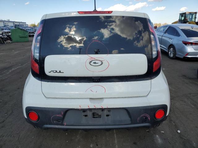 KNDJN2A20K7003203 - 2019 KIA SOUL WHITE photo 6