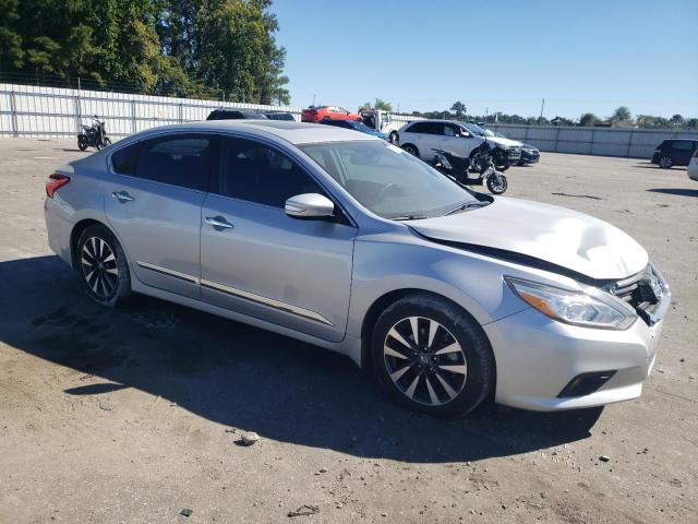 1N4AL3AP1GC278509 - 2016 NISSAN ALTIMA 2.5 SILVER photo 4