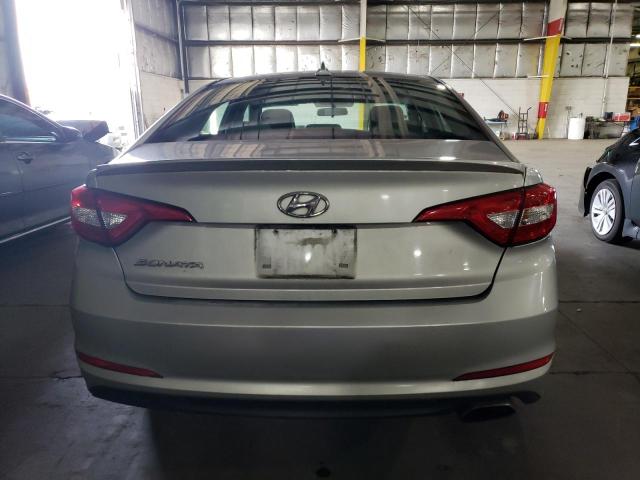 5NPE24AF5FH014160 - 2015 HYUNDAI SONATA SE SILVER photo 6