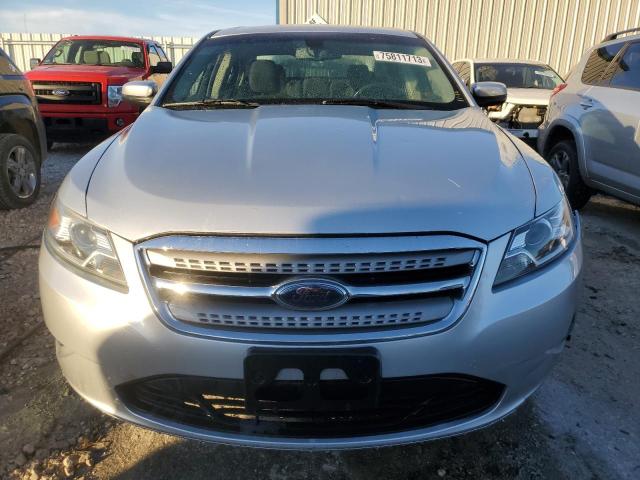 1FAHP2EW1AG118256 - 2010 FORD TAURUS SEL SILVER photo 5