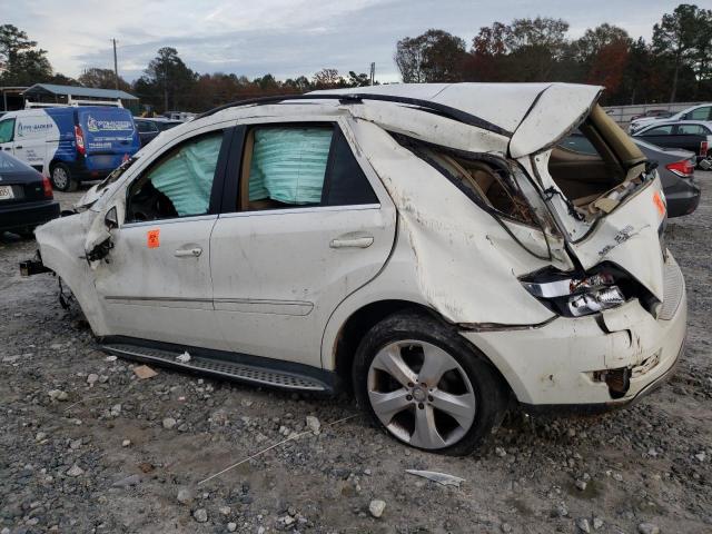 4JGBB2FB0BA739580 - 2011 MERCEDES-BENZ ML 350 BLUETEC WHITE photo 2