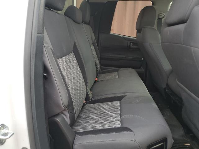 5TFRY5F12MX277694 - 2021 TOYOTA TUNDRA DOUBLE CAB SR/SR5 WHITE photo 10