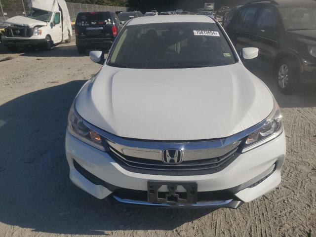 1HGCR2F31HA092890 - 2017 HONDA ACCORD LX WHITE photo 5