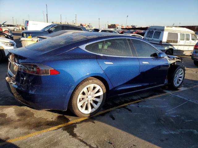 5YJSA1E11GF157710 - 2016 TESLA MODEL S ლურჯი ფოტო 3