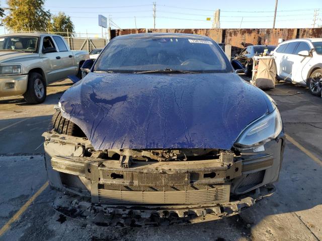 5YJSA1E11GF157710 - 2016 TESLA MODEL S ლურჯი ფოტო 5