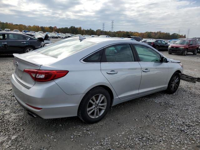 5NPE24AFXHH503396 - 2017 HYUNDAI SONATA SE SILVER photo 3