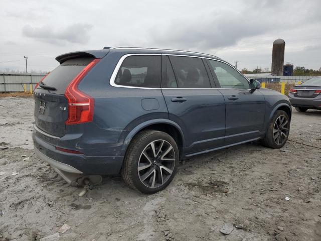 YV4A221K6N1811570 - 2022 VOLVO XC90 T6 MOMENTUM BLACK photo 3