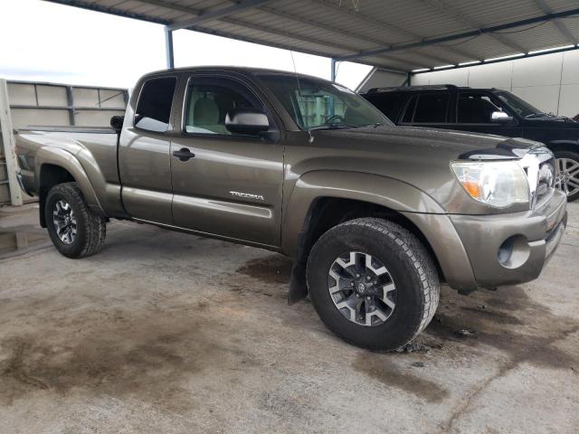 5TEUU4EN0AZ691856 - 2010 TOYOTA TACOMA ACCESS CAB ყავისფერი ფოტო 4