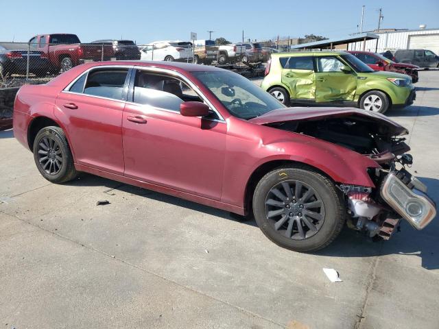 2C3CCAAGXEH228925 - 2014 CHRYSLER 300 MAROON photo 4