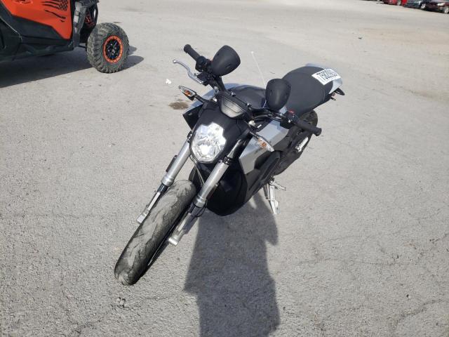 538SMFZ54JCA10569 - 2018 ZERO MOTORCYCLES INC S 13.0 SILVER photo 2