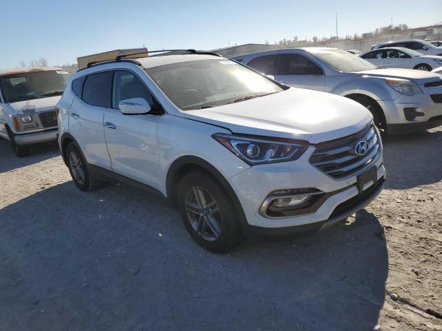 5NMZUDLB3HH015829 - 2017 HYUNDAI SANTA FE S WHITE photo 4