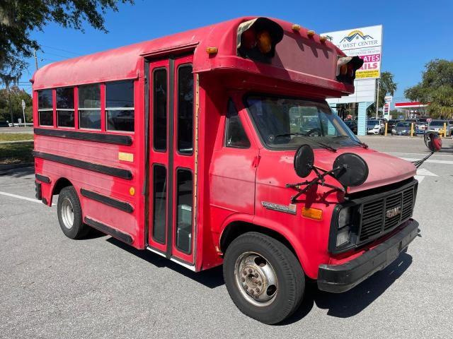 2GDHG31J7K4528563 - 1989 GMC CUTAWAY VA G3500 RED photo 1