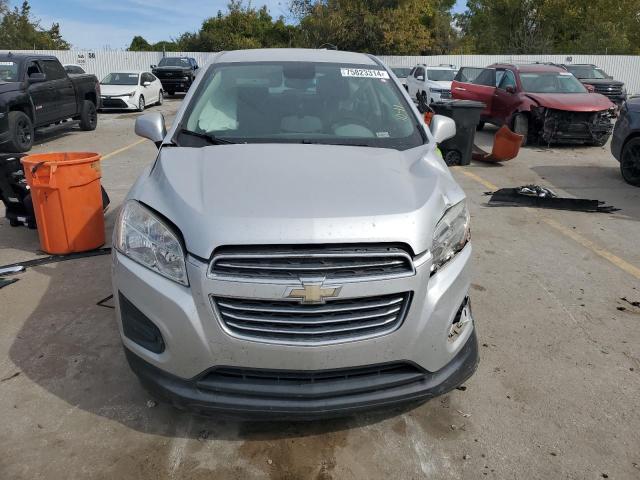 3GNCJKSB6GL249251 - 2016 CHEVROLET TRAX LS SILVER photo 5