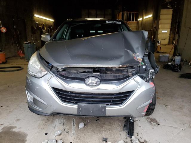 KM8JUCAC1DU623785 - 2013 HYUNDAI TUCSON GLS SILVER photo 5