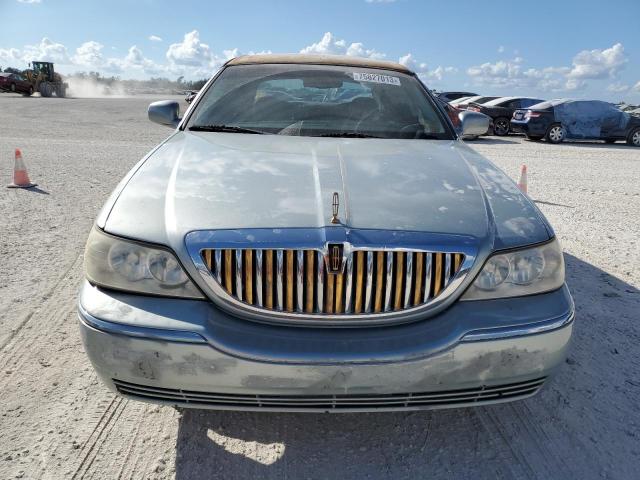 1LNHM81V97Y611331 - 2007 LINCOLN TOWN CAR SIGNATURE SILVER photo 5