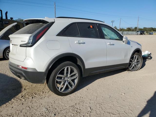 1GYFZER45NF100483 - 2022 CADILLAC XT4 SPORT WHITE photo 3