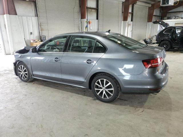 3VWDB7AJ7HM372534 - 2017 VOLKSWAGEN JETTA SE GRAY photo 2