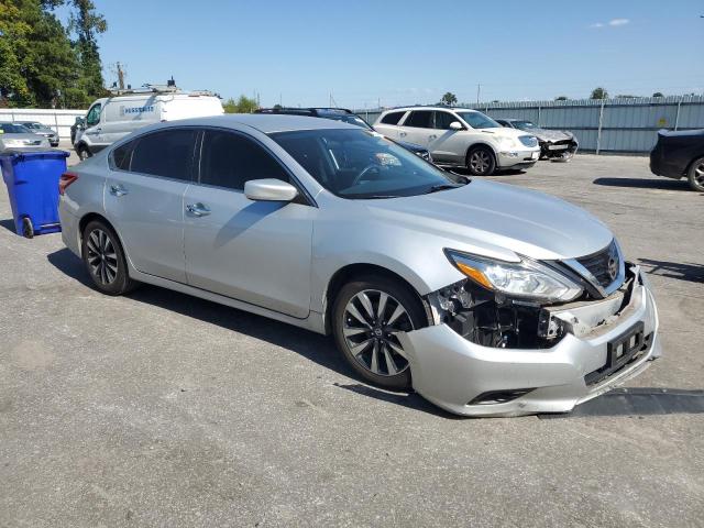 1N4AL3AP6JC256934 - 2018 NISSAN ALTIMA 2.5 SILVER photo 4