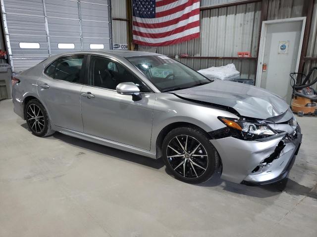 4T1T11AK3RU905320 - 2024 TOYOTA CAMRY SE NIGHT SHADE SILVER photo 4