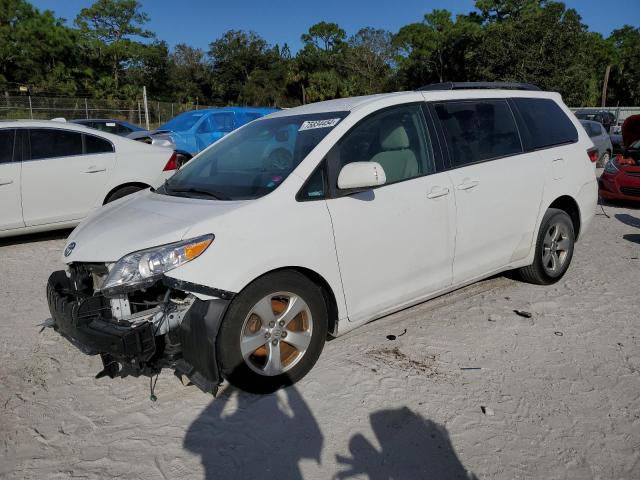 2015 TOYOTA SIENNA LE, 