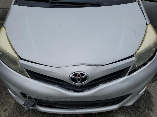 JTDKTUD30DD545738 - 2013 TOYOTA YARIS SILVER photo 12