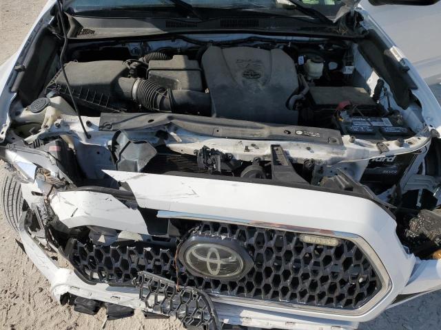 3TMDZ5BN9JM041450 - 2018 TOYOTA TACOMA DOUBLE CAB أبيض صورة 11