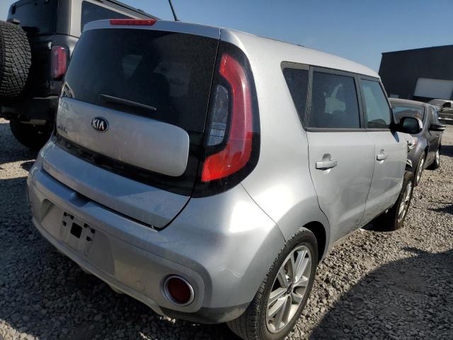 KNDJP3A58J7526350 - 2018 KIA SOUL + SILVER photo 3