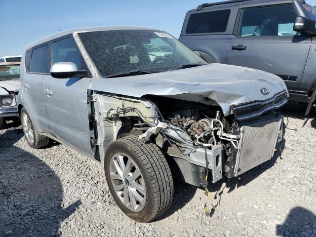KNDJP3A58J7526350 - 2018 KIA SOUL + SILVER photo 4