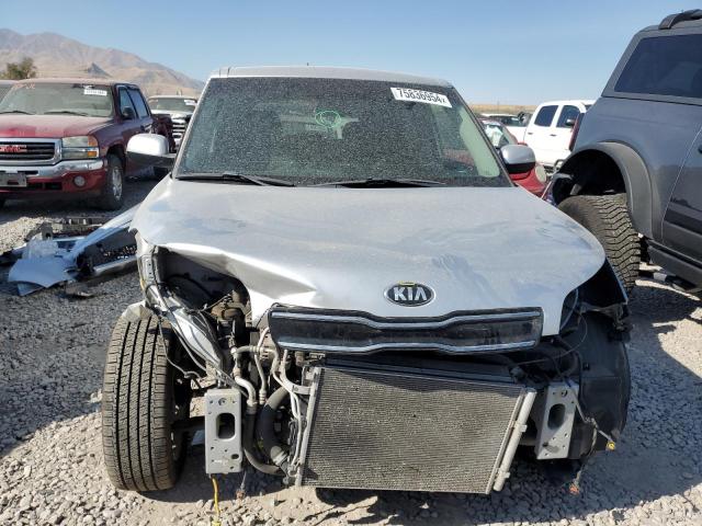 KNDJP3A58J7526350 - 2018 KIA SOUL + SILVER photo 5