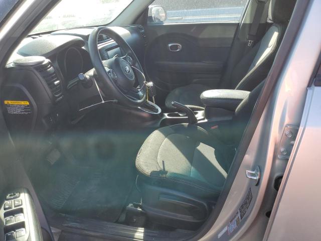 KNDJP3A58J7526350 - 2018 KIA SOUL + SILVER photo 7