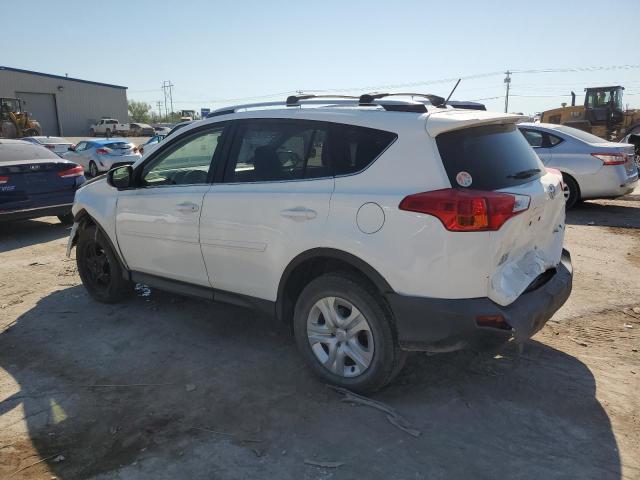 JTMZFREV4FD074215 - 2015 TOYOTA RAV4 LE WHITE photo 2