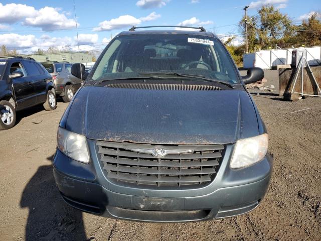 1C4GP45R15B287787 - 2005 CHRYSLER TOWN & COU Vert photo 5