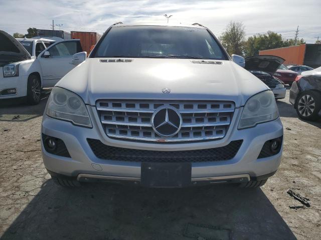 4JGBB8GB0BA661111 - 2011 MERCEDES-BENZ ML 350 4MATIC SILVER photo 5