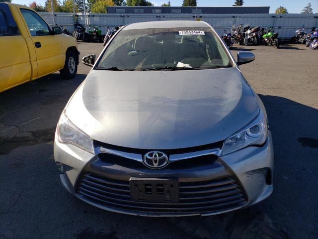 4T1BF1FK3HU697251 - 2017 TOYOTA CAMRY LE SILVER photo 5